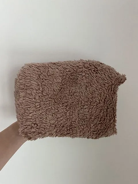 Косметичка плюшевая халва